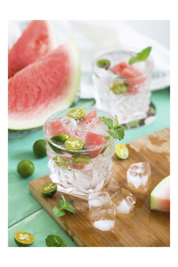 Vasaros atgaivos kokteilis - Paveikslas ant aliuminio